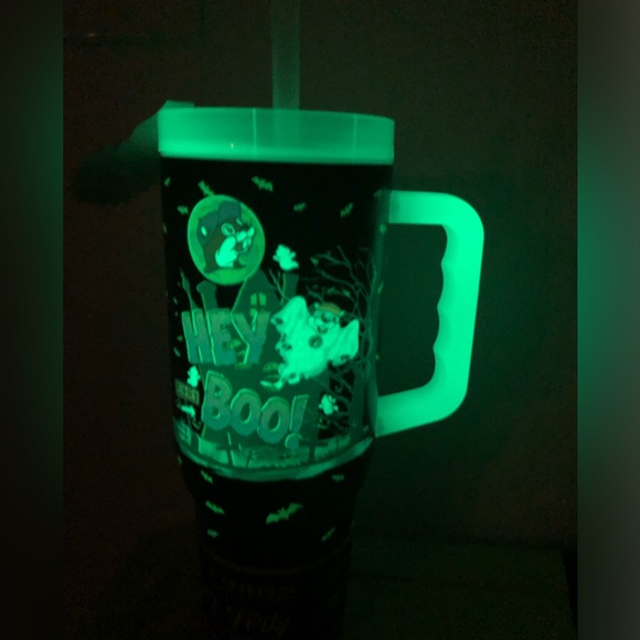 COPY - BUC-EE’S Hey Boo Glow in the Dark 40oz. tumbler 2024 - Picture 5 of 5